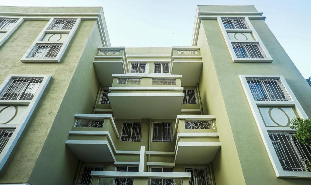 Treebo Luxe Suite, Shivaji Nagar Pune Bagian luar foto