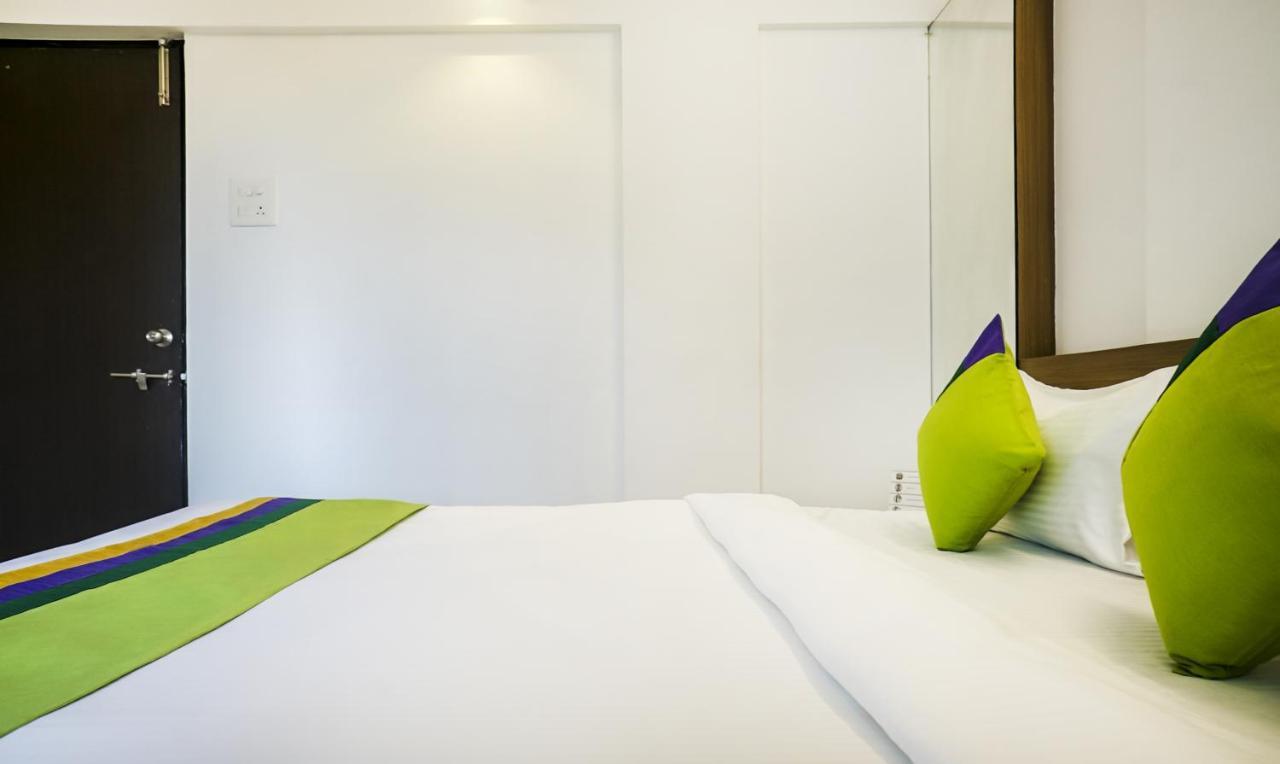 Treebo Luxe Suite, Shivaji Nagar Pune Bagian luar foto