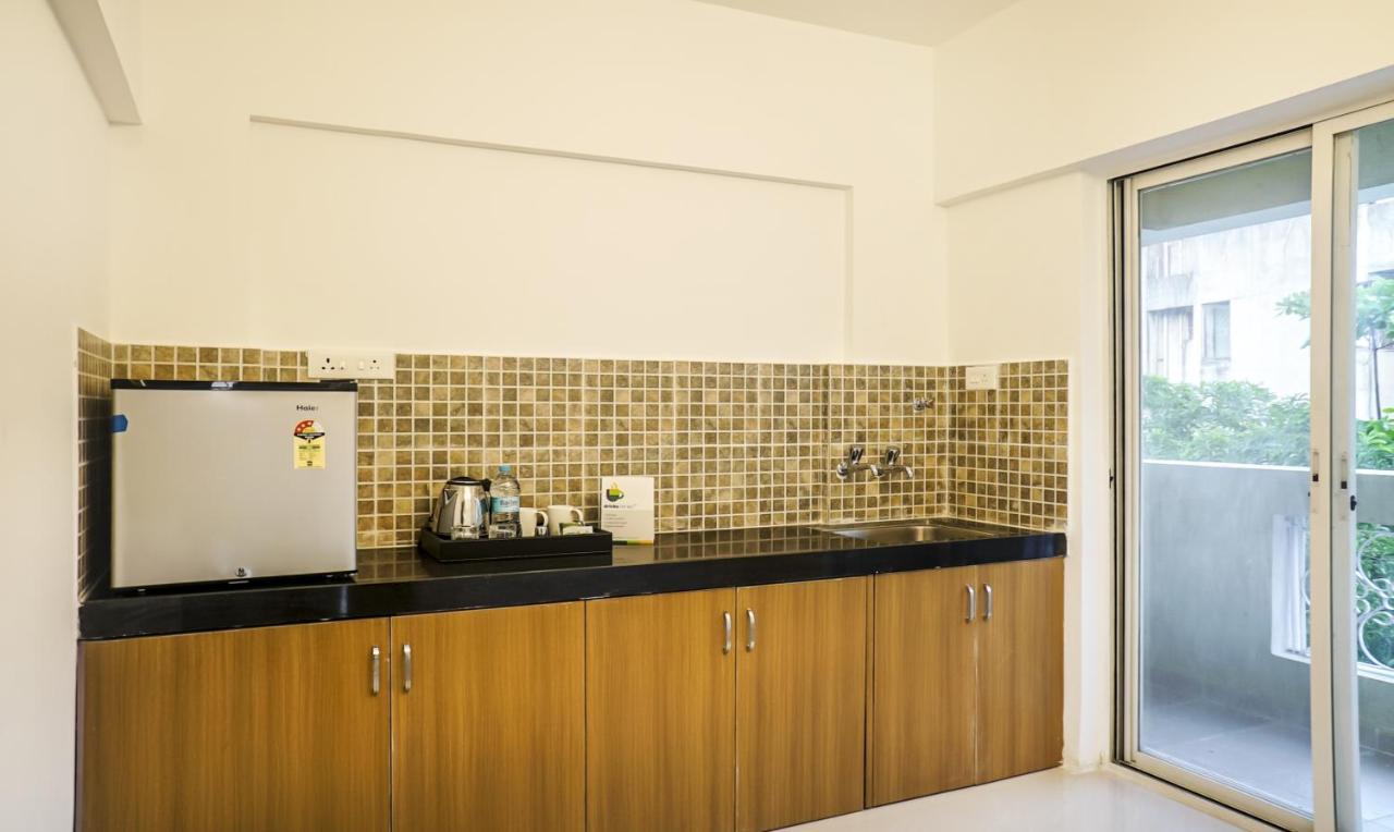 Treebo Luxe Suite, Shivaji Nagar Pune Bagian luar foto
